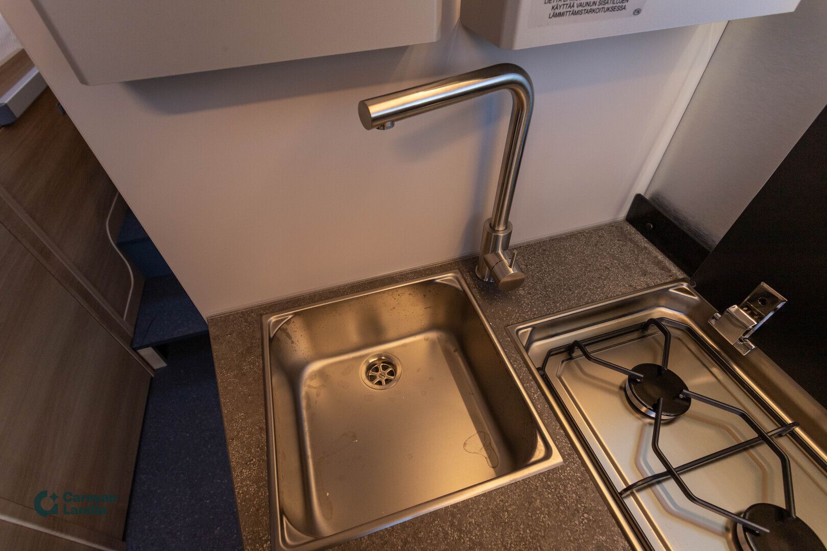 Adria Coral Select 670 SL 2,2 MJET 140hv ** HETI TOIMITUKSEEN, UUTUUSMALLI, ERILLISVUOTEET, TRUMA-DIESEL **, kuva 15