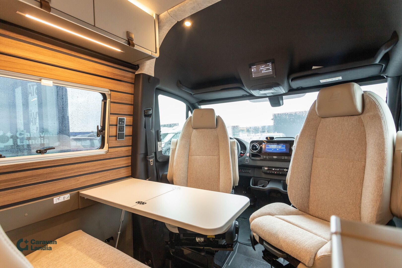 Hymer Grand Canyon S 700 419 CDI 190hv ** HETI TOIMITUKSEEN, HUIPPUVARUSTELTU, TALVIPAKETTI, NELIVETO **, kuva 11
