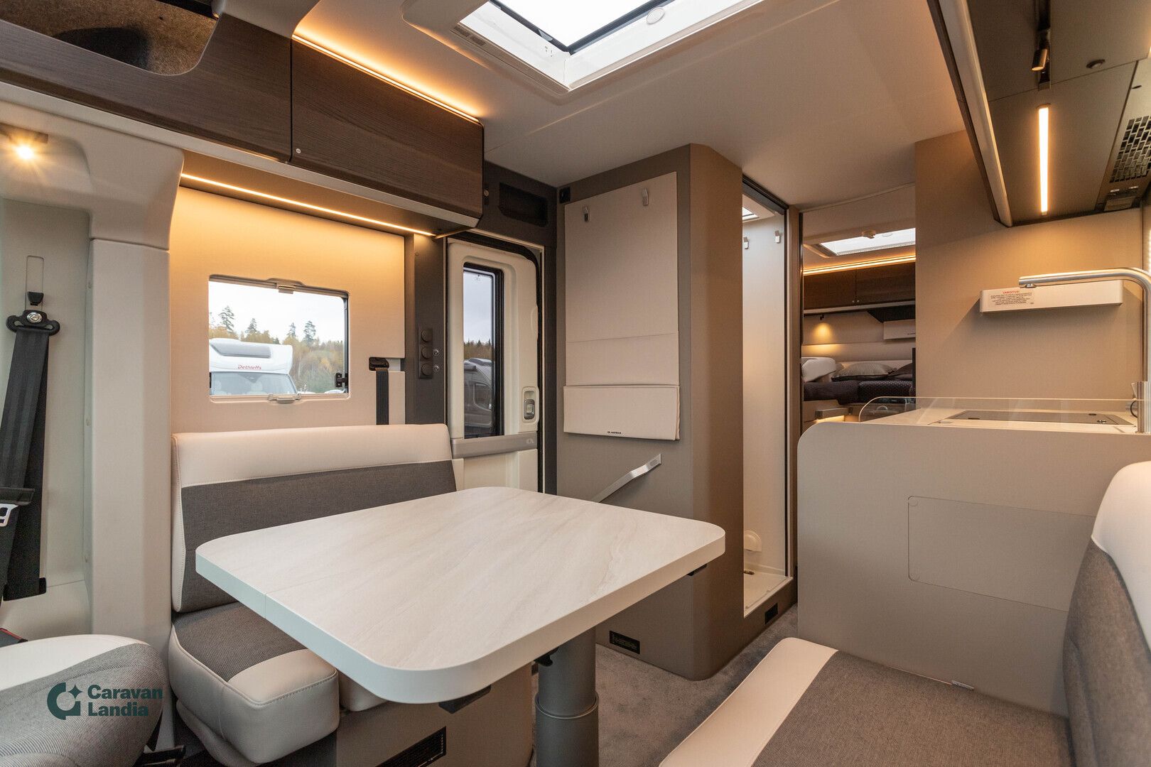 Adria Compact Supreme DL 2.2 Mjet 140hv ** HETI TOIMITUKSEEN, TRUMA-DIESEL, ERILLISVUOTEET, AUTOMAATTI **, kuva 11