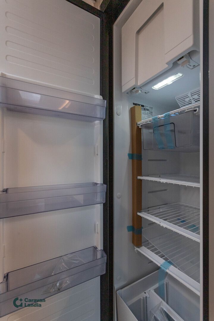 Adria Compact Supreme DL 2.2 Mjet 140hv ** HETI TOIMITUKSEEN, TRUMA-DIESEL, ERILLISVUOTEET, AUTOMAATTI **, kuva 17