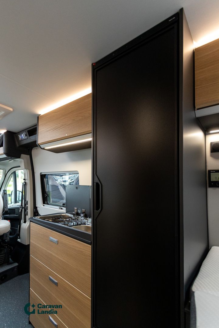 Adria Twin Select 600 SBP 2,2 MJET 140hv ** HETI TOIMITUKSEEN, UUTUUSMALLI, PARIVUODE, TRUMA-DIESEL **, kuva 15