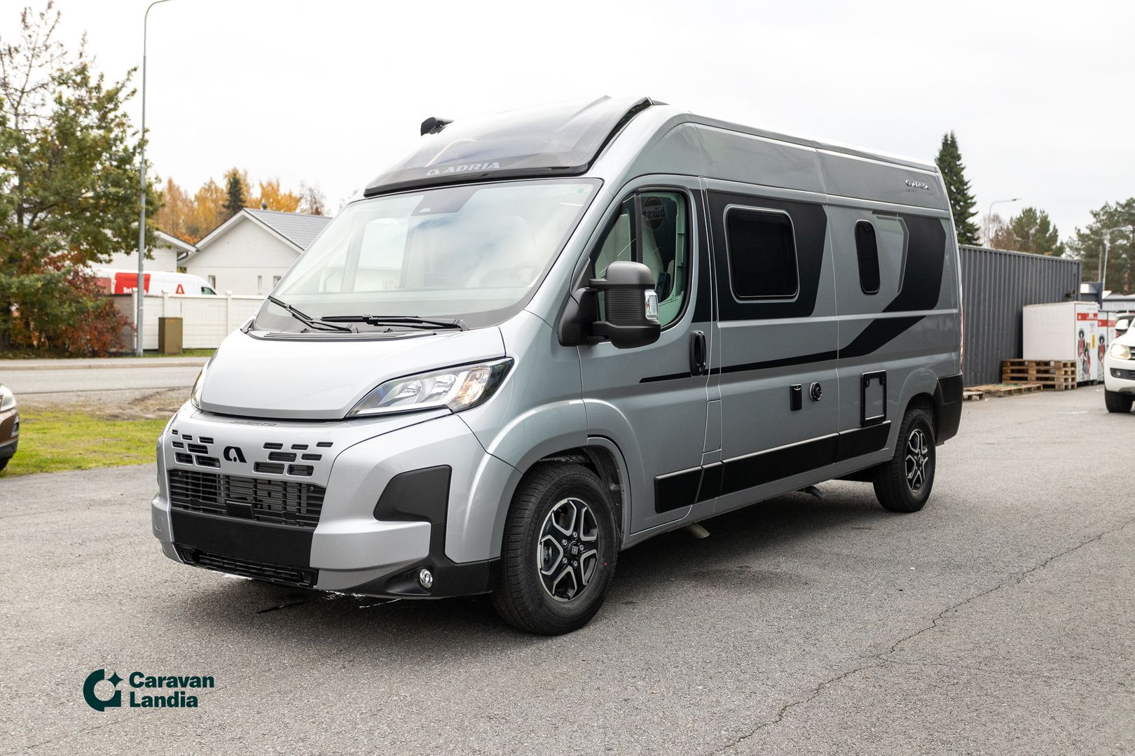 Adria Twin Select 600 SBP 2,2 MJET 140hv ** HETI TOIMITUKSEEN, UUTUUSMALLI, PARIVUODE, TRUMA-DIESEL **, kuva 5