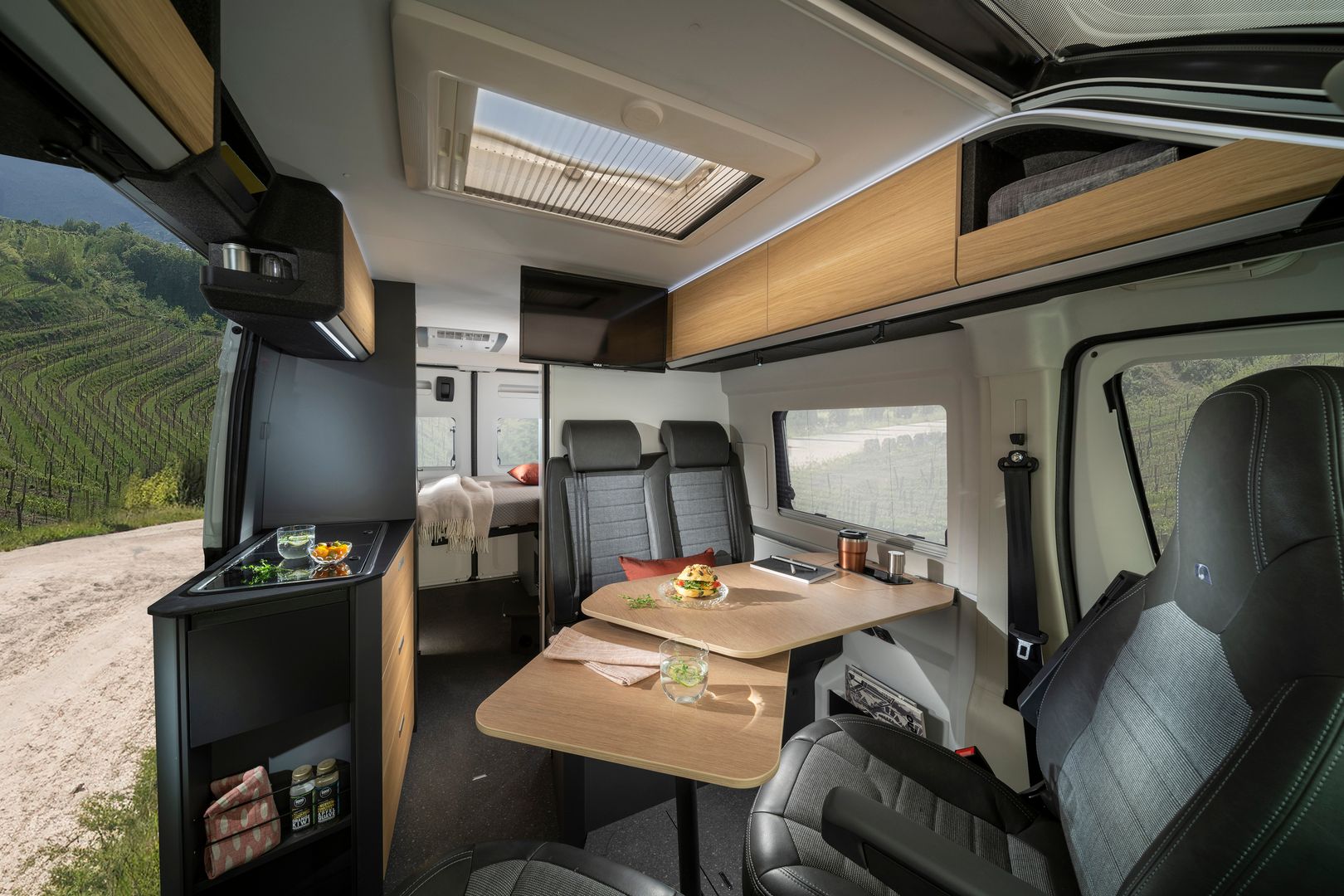 Adria Twin Select 600 SBP 2,2 MJET 140hv ** TULOSSA PIAN, UUTUUSMALLI, PARIVUODE, TRUMA-DIESEL **, kuva 3