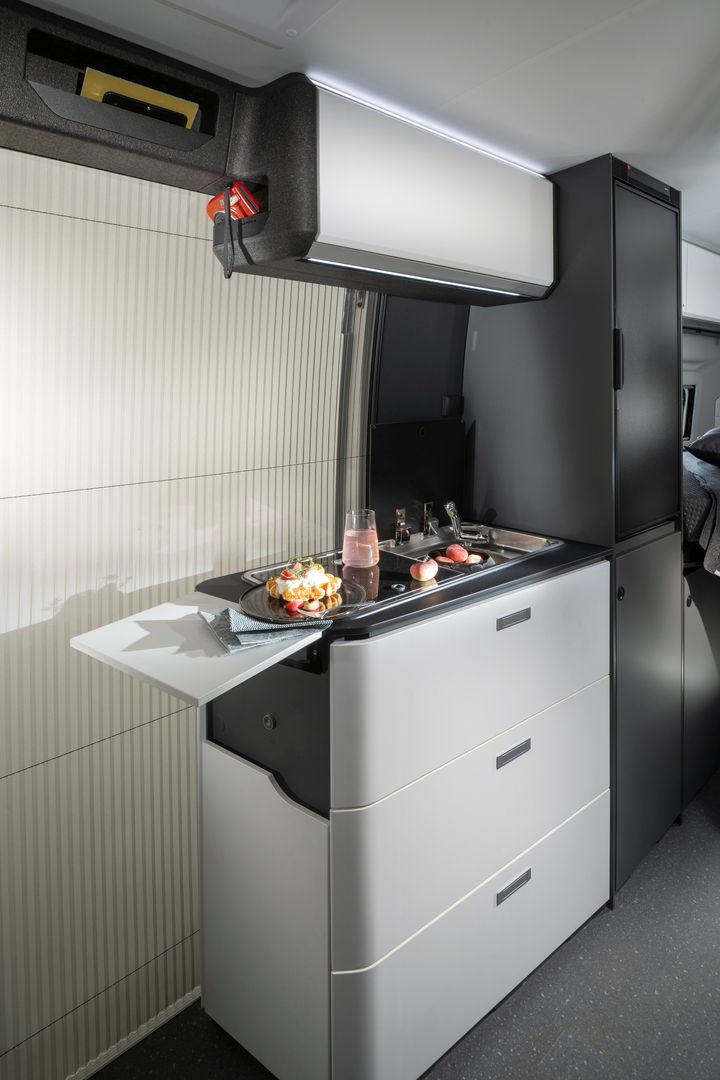 Adria Twin Supreme 640 SLB 2,2 MJET 160hv ** TULOSSA PIAN, HUIPPUVARUSTEET, ERILLISVUOTEET, ALDE-DIESEL **, kuva 4