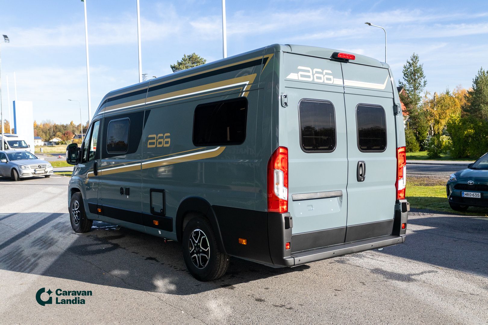 Burstner Campeo B66 640 C 2.2 MJET 140 hv **TULOSSA, UUTUUSMALLI, AUTOMAATTI, ERILLISVUOTEET, DIESEL-TRUMA**, kuva 4