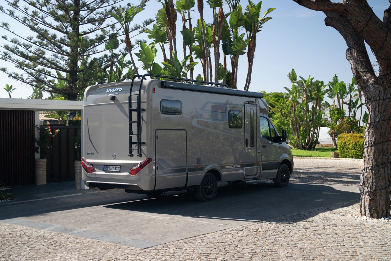 Hymer ML-T 580 Xperience 417 CDI 170hv ** TULOSSA PIAN, ERILLISVUODE, STONEGREY ULKOVÄRI, XPERIENCE VARUSTELU **, kuva 3