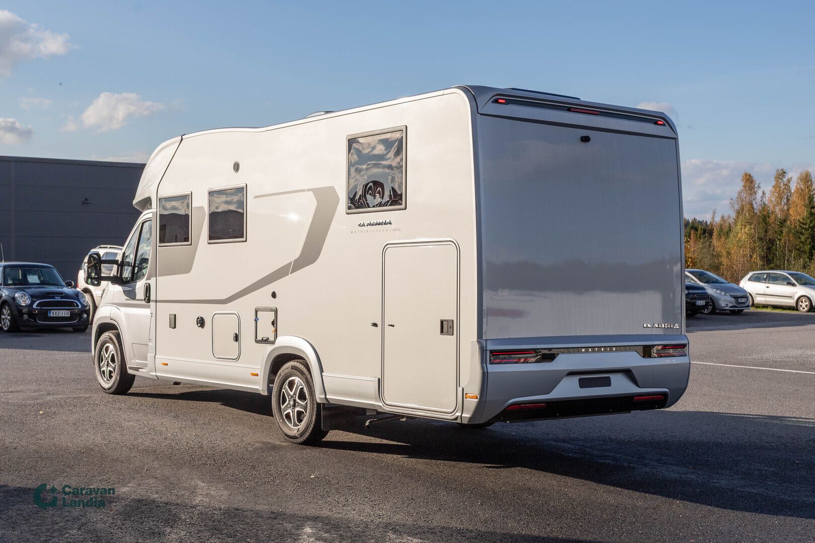 Adria Matrix Supreme 670 DL 2.2 Mjet 140hv ** HETI TOIMITUKSEEN, HUIPPUTYYLIKÄS, AVARA ISTUINRYHMÄ, ALDE-DIESEL **, kuva 4