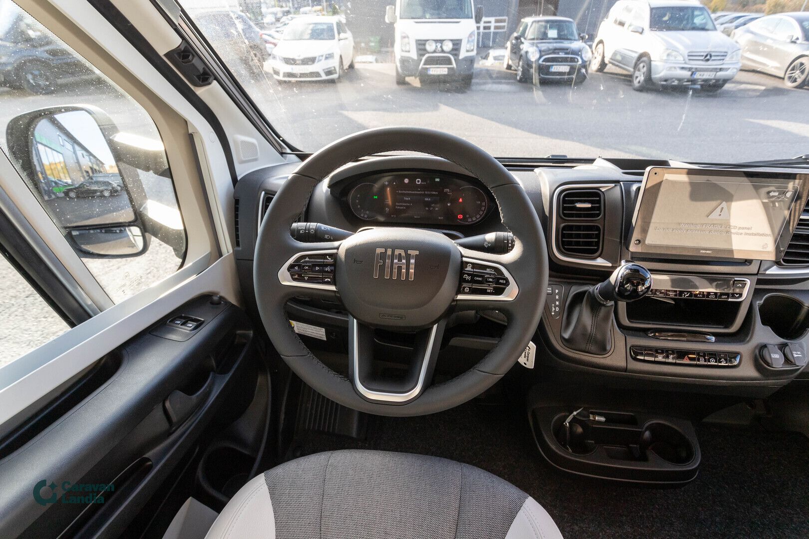 Adria Matrix Supreme 670 DL 2.2 Mjet 140hv ** HETI TOIMITUKSEEN, HUIPPUTYYLIKÄS, AVARA ISTUINRYHMÄ, ALDE-DIESEL **, kuva 7