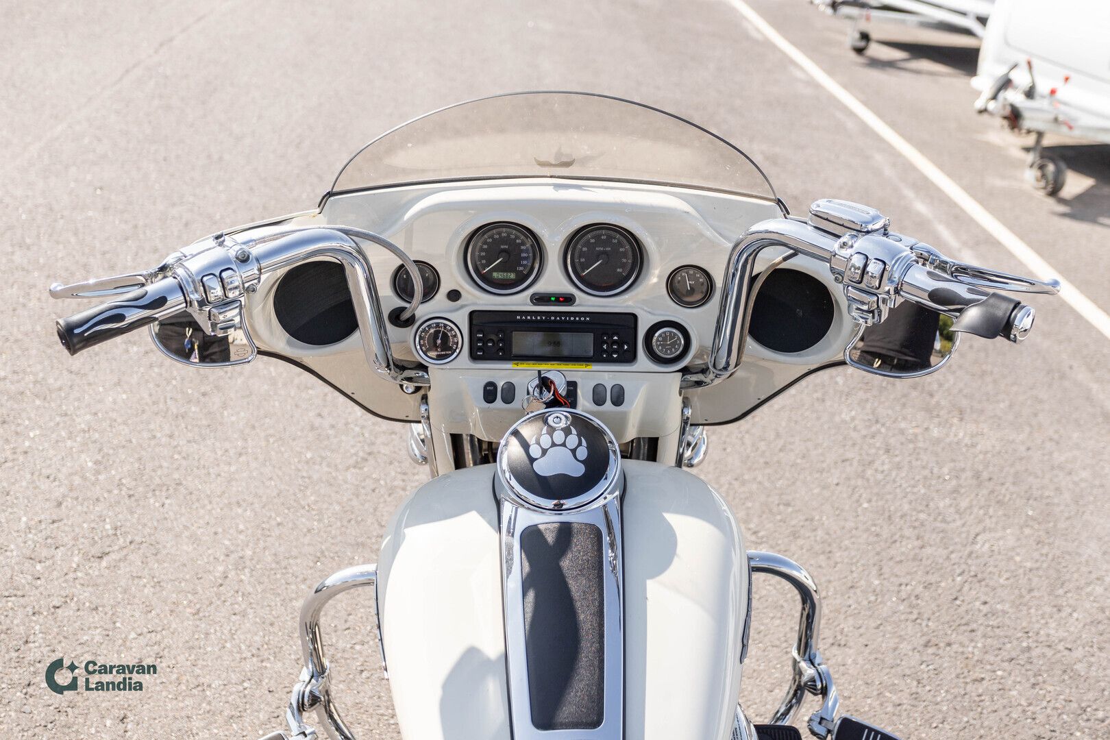Harley-Davidson Electra Glide Classic Standard Police (FLHTP) ** Rinehart-putkisto / Tuulilasi / Sivulaukut **, kuva 25