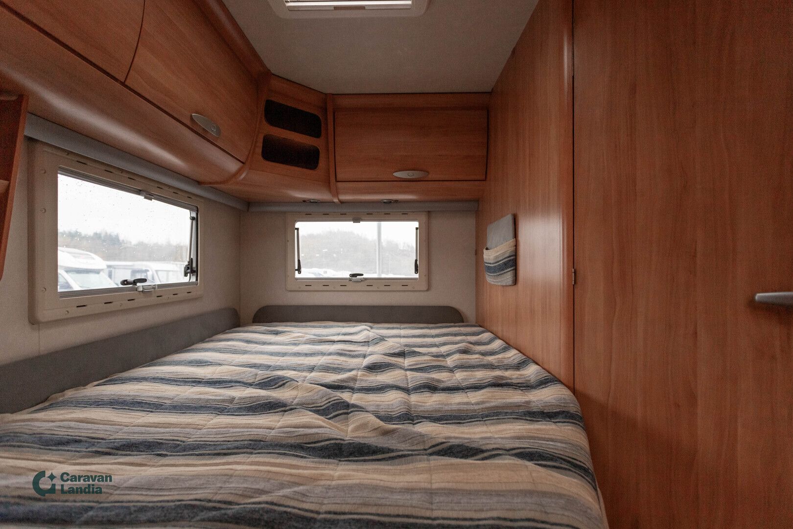 Adria Coral S 650 SP 2.3 Mjet 130hv ** TRUMA-SÄHKÄPATRUUNA, PITKITTÄINEN PARIVUODE, MARKIISI **, kuva 13