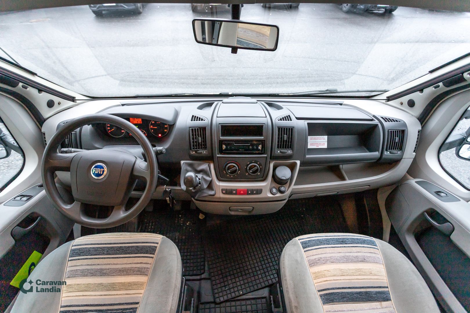 Adria Coral S 650 SP 2.3 Mjet 130hv ** TRUMA-SÄHKÄPATRUUNA, PITKITTÄINEN PARIVUODE, MARKIISI **, kuva 6