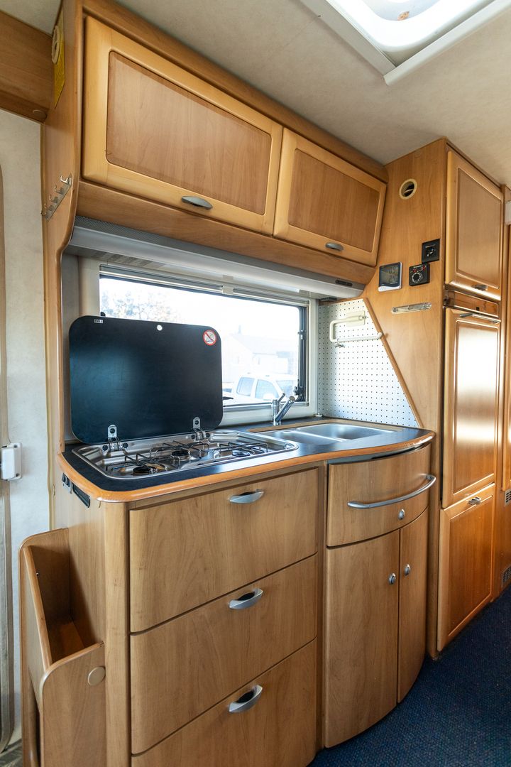 Hymer B644 2.5 TDI 116hv ** 2 X ILMASTOINTI, TRUMA, REK 7 HLÖLLE **, kuva 10