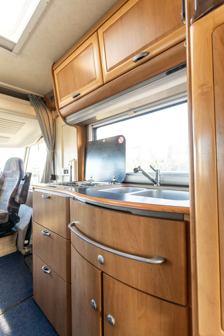 Hymer B644 2.5 TDI 116hv ** 2 X ILMASTOINTI, TRUMA, REK 7 HLÖLLE **, kuva 12