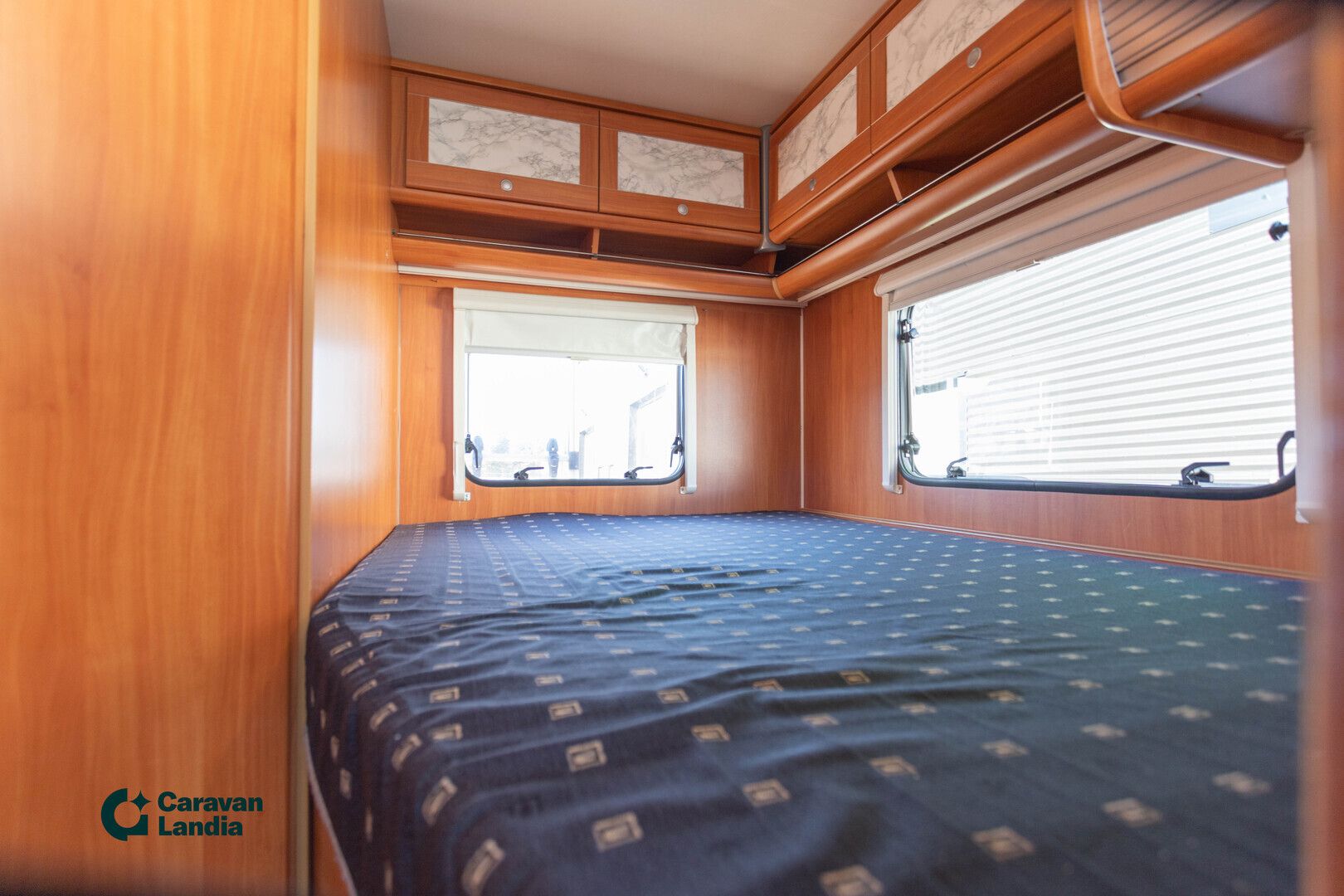 Dethleffs Advantage T5841 2.3 JTD 110hv ** ALDE, VETOKOUKKU, AURINKOPANEELI **, kuva 14