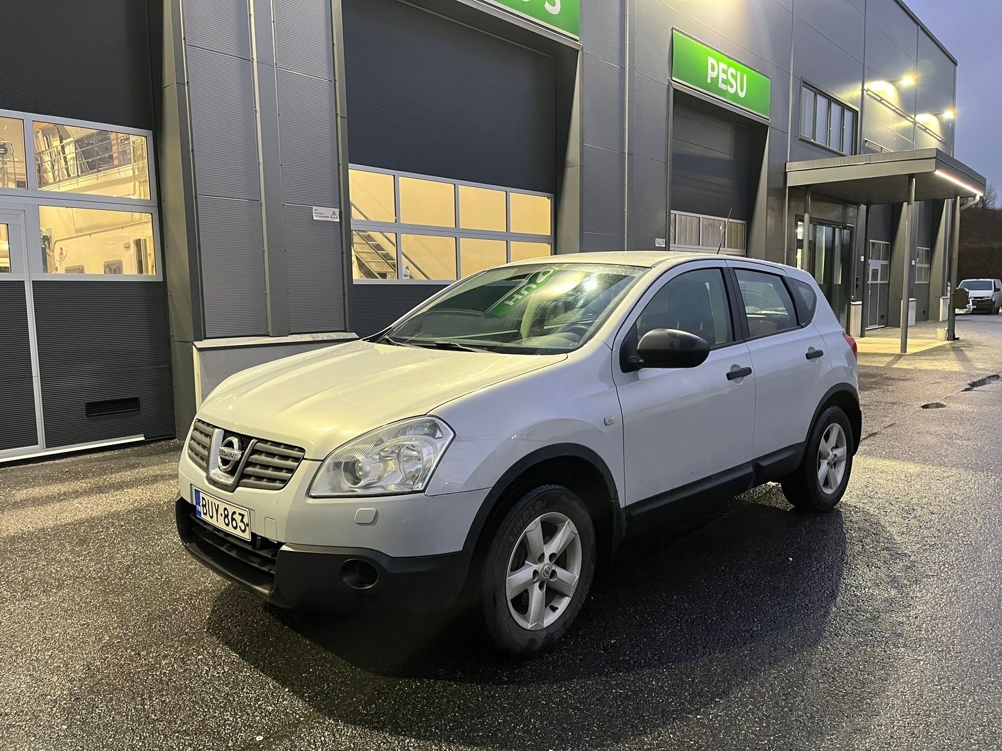 Nissan Qashqai 1,6 Visia 5 MT 2 WD APR09 ** JUURI TULLUT, 2x RENKAAT**, kuva 1