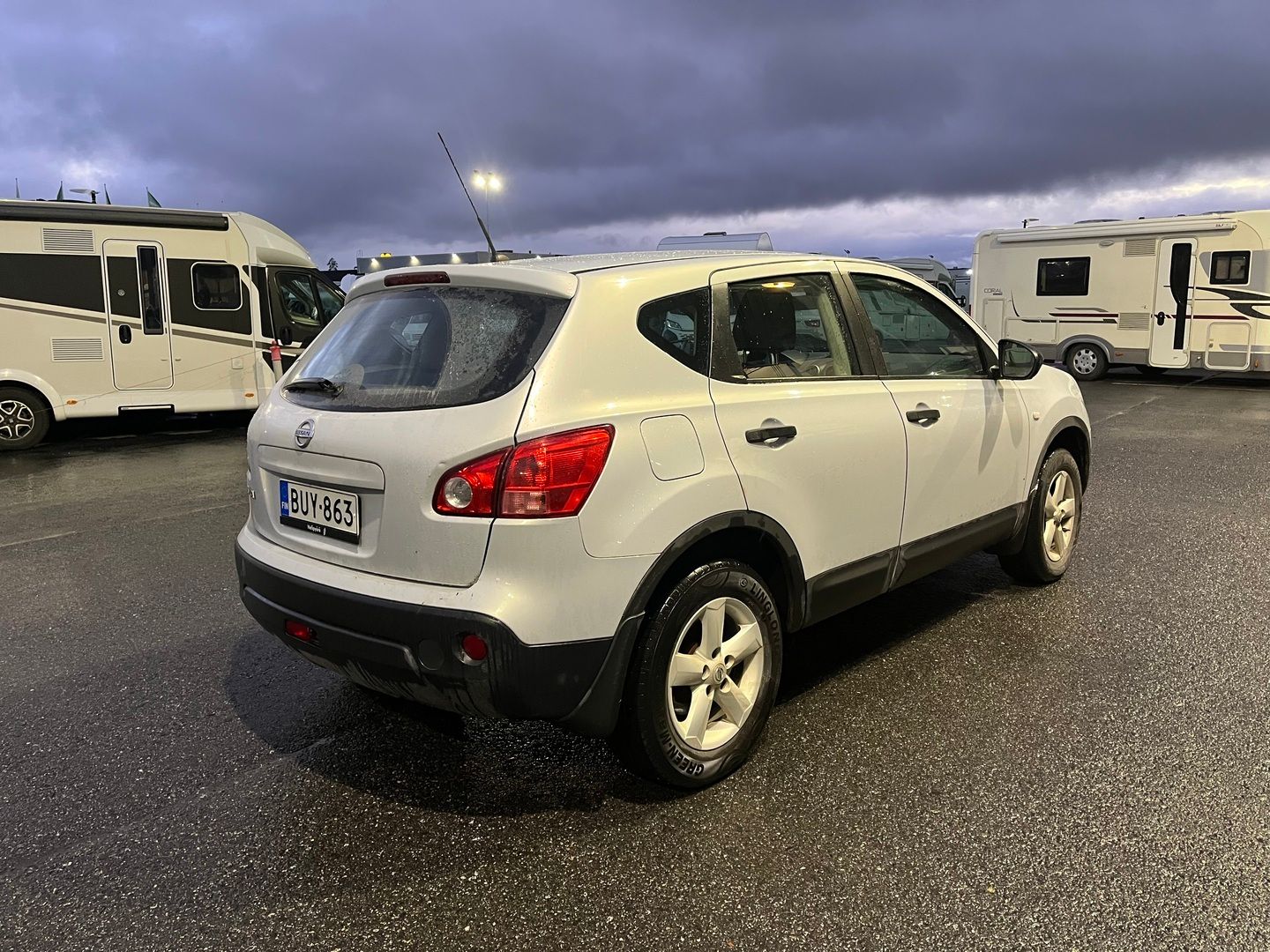 Nissan Qashqai 1,6 Visia 5 MT 2 WD APR09 ** JUURI TULLUT, 2x RENKAAT**, kuva 4