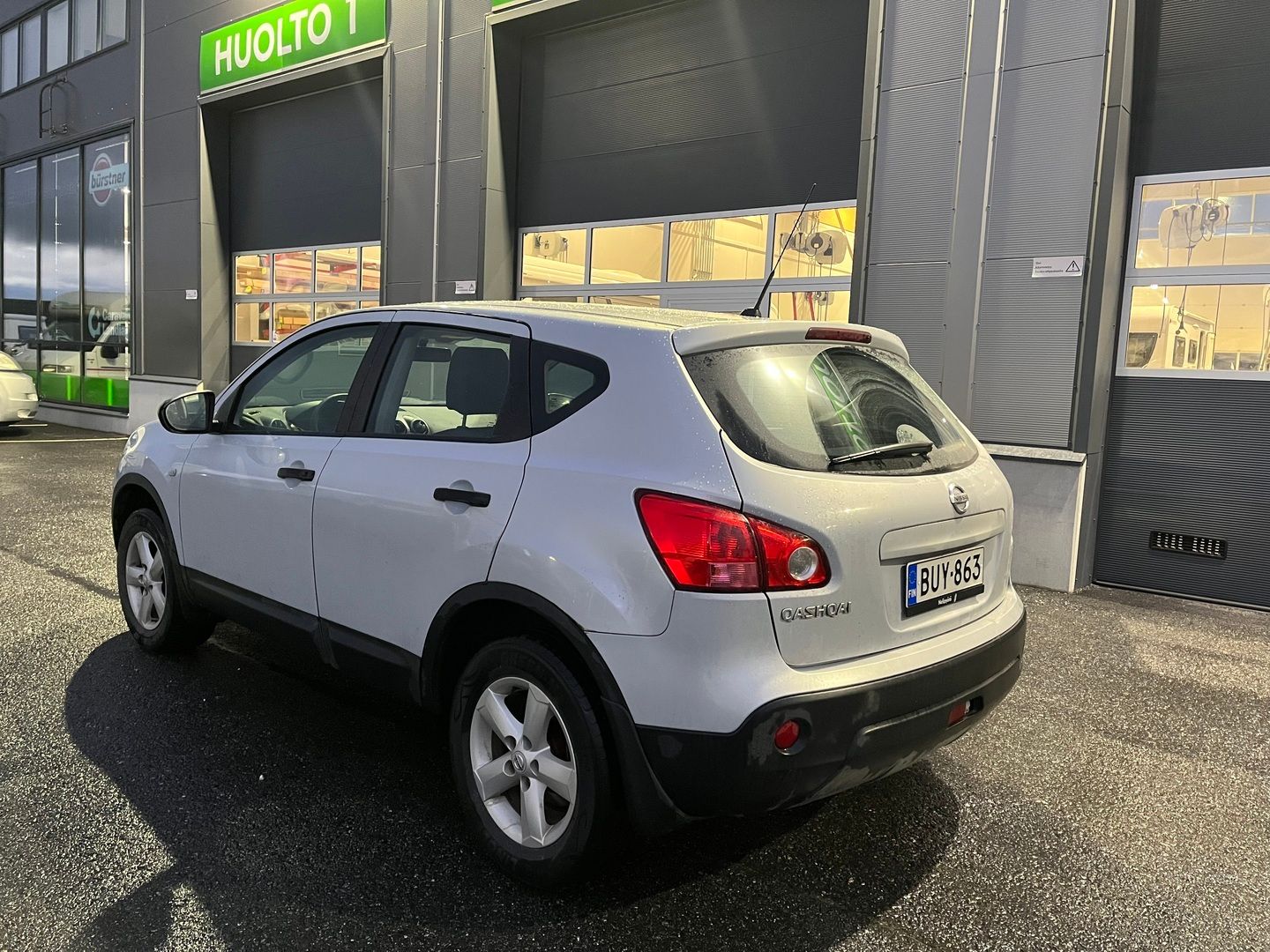 Nissan Qashqai 1,6 Visia 5 MT 2 WD APR09 ** JUURI TULLUT, 2x RENKAAT**, kuva 5
