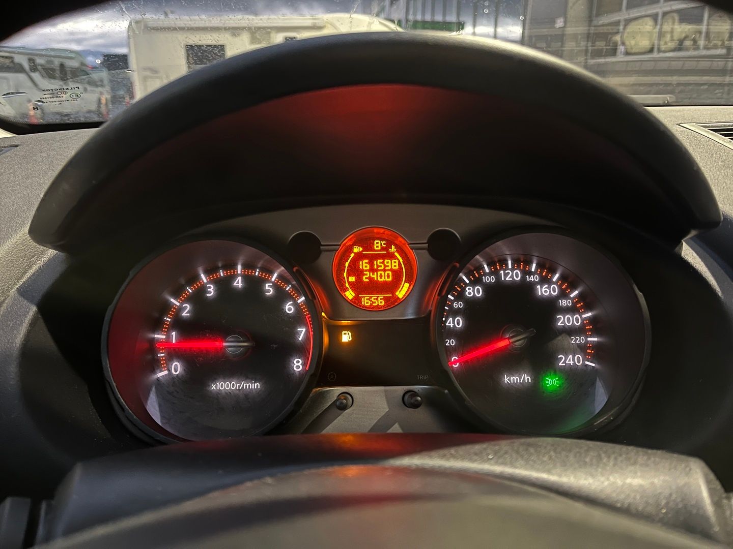 Nissan Qashqai 1,6 Visia 5 MT 2 WD APR09 ** JUURI TULLUT, 2x RENKAAT**, kuva 8