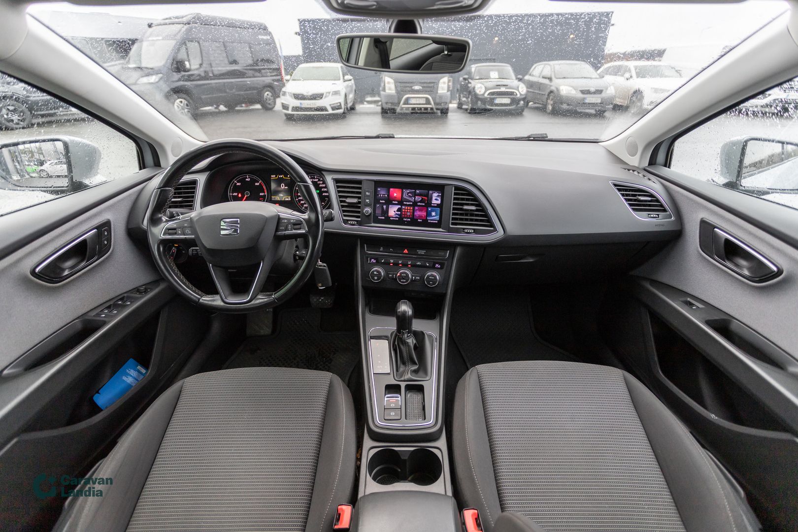 Seat Leon ST 1.6 TDI 115 Style Business DSG ** Suomi-auto / Koukku / Tutkat / Adapt.vakkari **, kuva 10