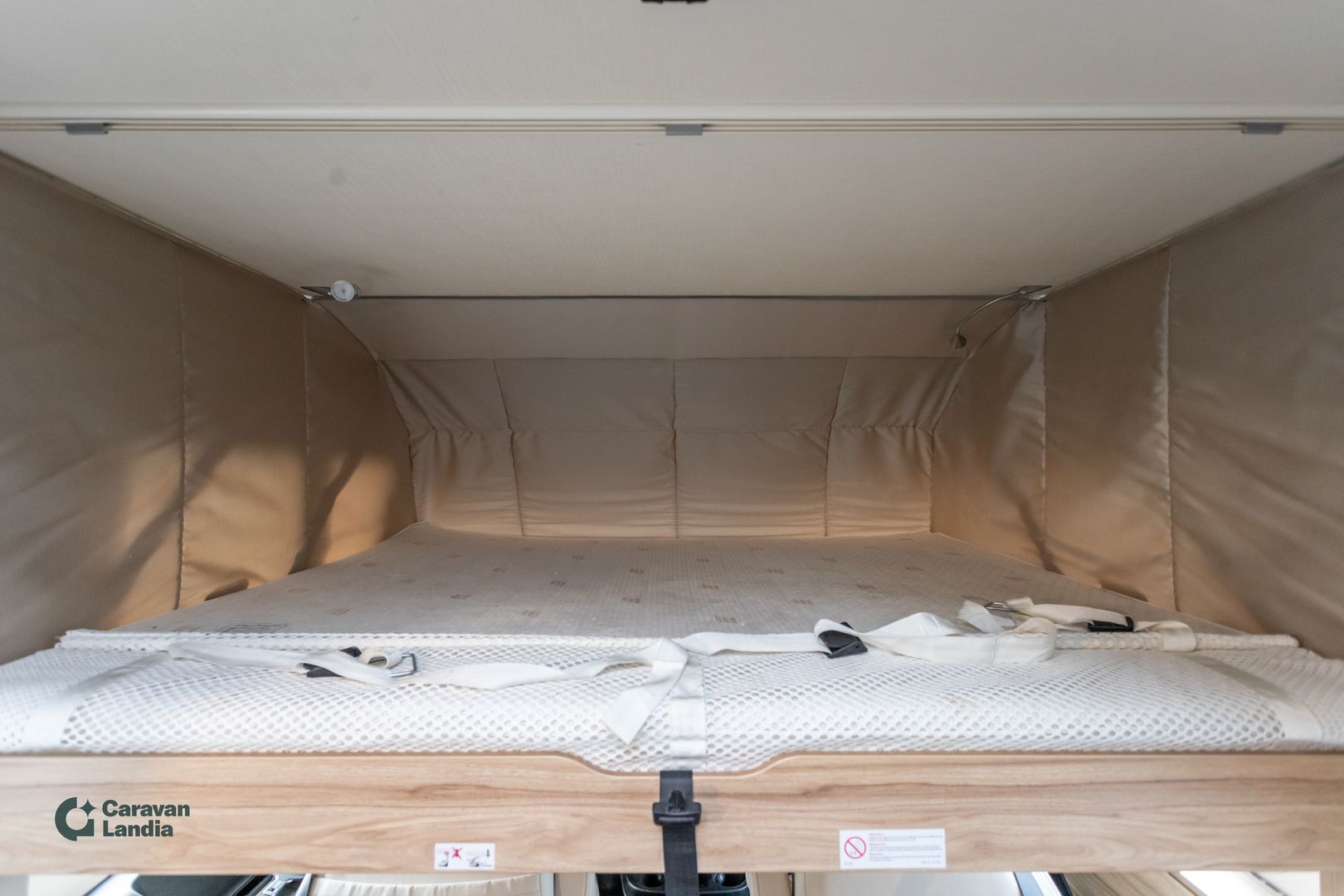 Hymer Exsis-I 678 2.3 Mjet 130hv ** TRUMA, ERILLISVUOTEET, HUBBET-YLÄVUODE **, kuva 17