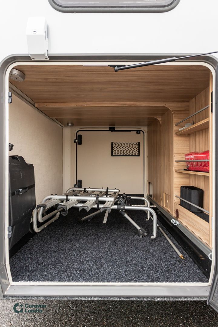 Hymer Exsis-I 678 2.3 Mjet 130hv ** TRUMA, ERILLISVUOTEET, HUBBET-YLÄVUODE **, kuva 20