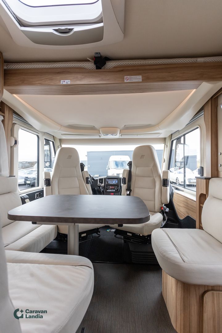 Hymer Exsis-I 678 2.3 Mjet 130hv ** TRUMA, ERILLISVUOTEET, HUBBET-YLÄVUODE **, kuva 9