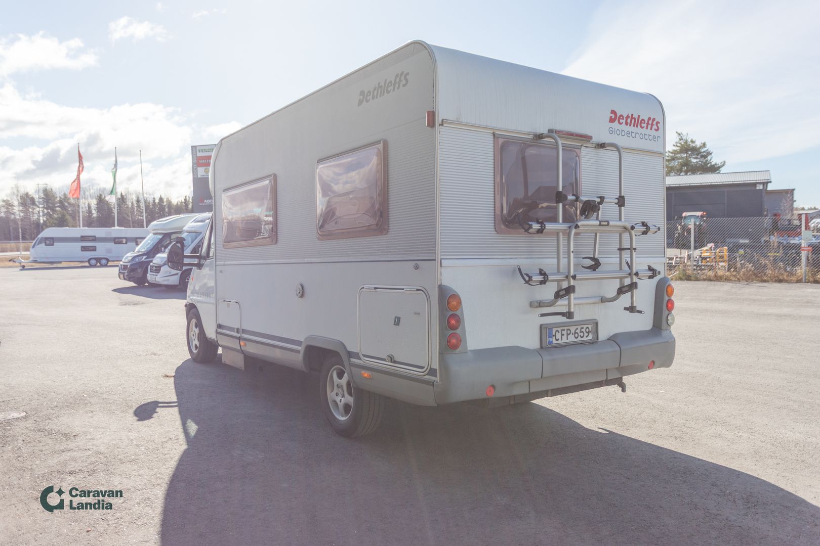 Dethleffs Advantage T 5841 2.8 JTD 130hv ** TRUMA, PITKITTÄINEN PARIVUODE, MARKIISI **, kuva 4