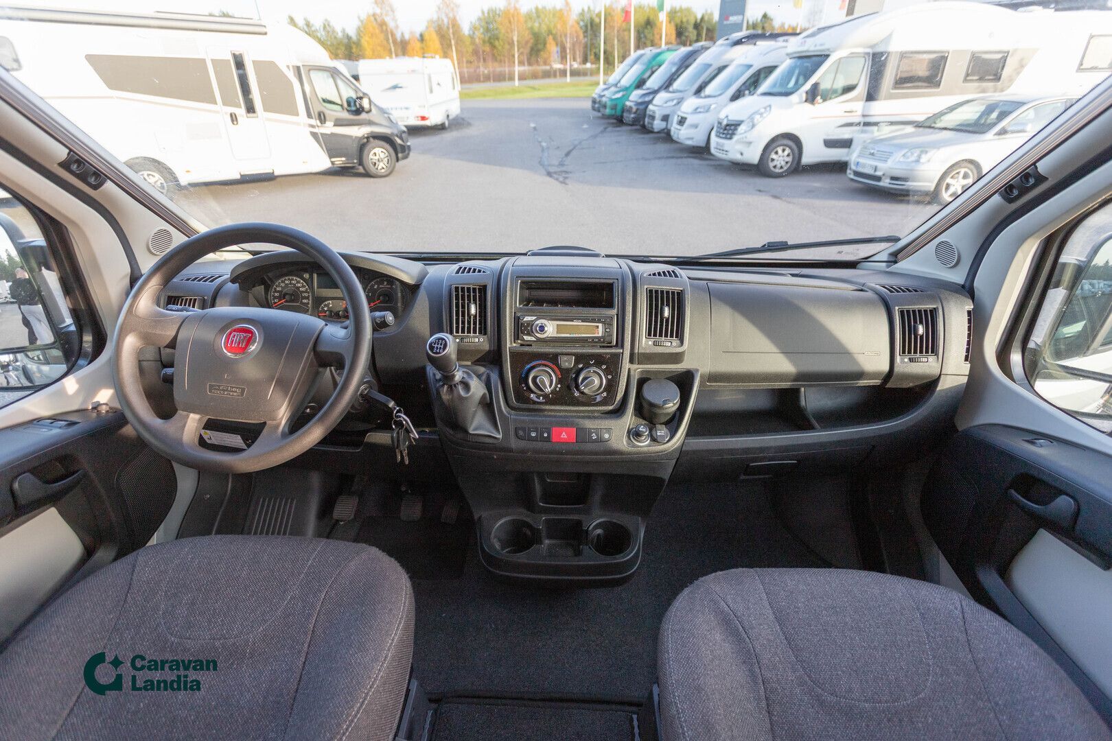 PöSsl ROADCRUISER 640 Mjet 2.3 150hv ** ERILLISVUOTEET, MARKIISI, 1-OMISTAJALTA **, kuva 6