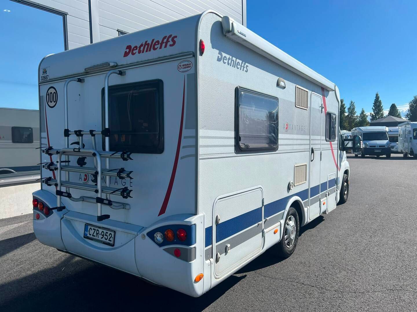 Dethleffs Advantage T6501 2.3 Mjet 130hv ** ALDE(KAASU/SÄHKÖ), AURINKOPANEELI, PITKITTÄINEN-PARIVUODE **, kuva 3