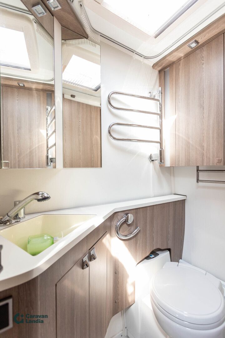 Kabe Imperial 600 XL KS ** ALDE, PITKITTÄINEN-PARIVUODE, MOVER, KAASU-UUNI **, kuva 17