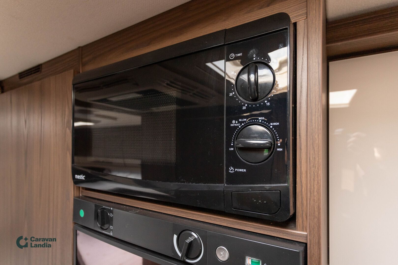 Hymer Eriba Nova S 620 Active Tourer **ALDE, ERILLISVUOTEET, MOVER, ILMASTOINTI, MIKRO, PP-TELINE**, kuva 12