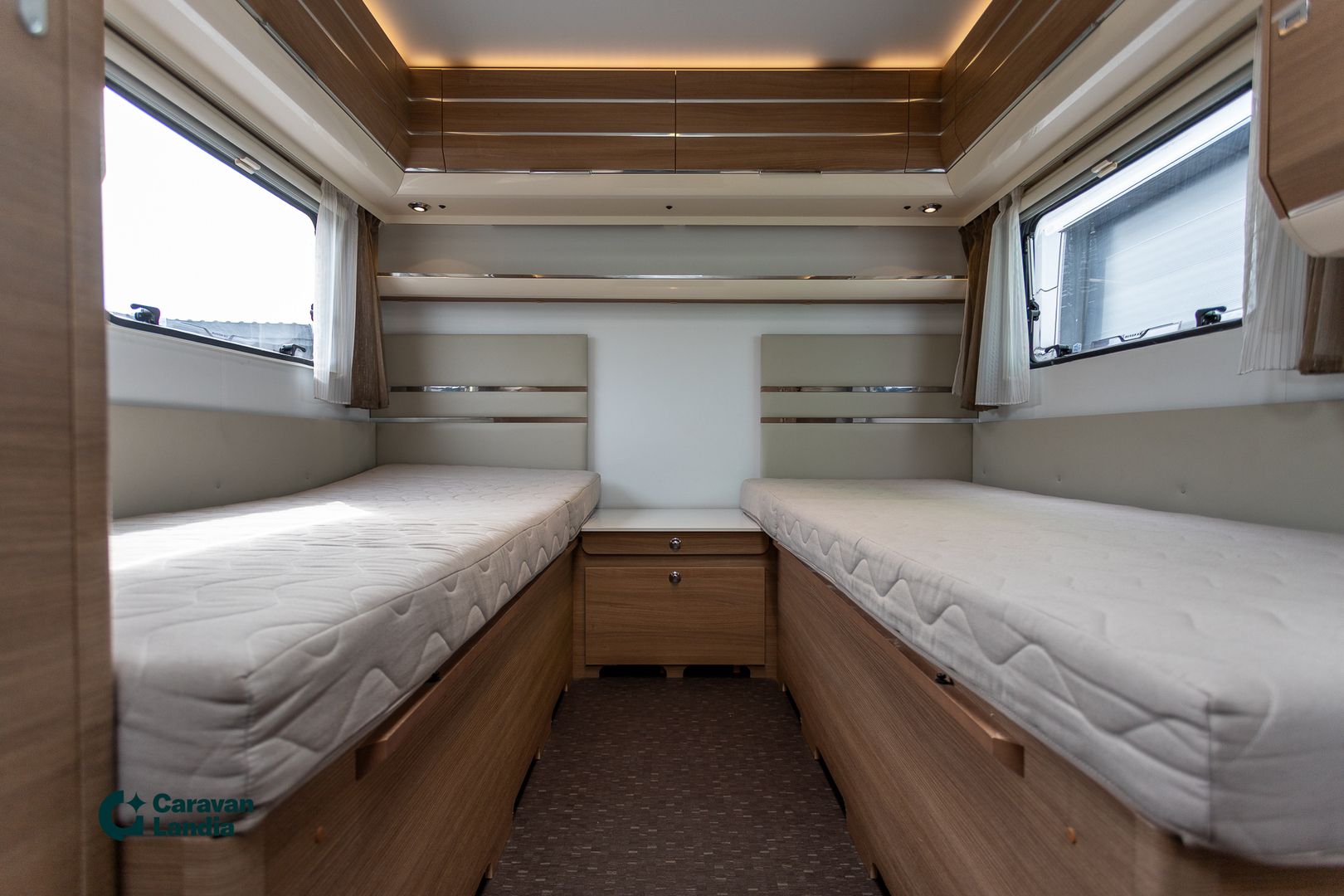 Adria Adora 613 UL ** ALDE(KAASU/SÄHKÖ), MARKIISI, ERILLISVUOTEET, MOVER **, kuva 17