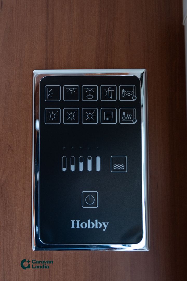 Hobby 470 KMF ** TRUMA, 2-KERROSVUODE, PARIVUODE **, kuva 16