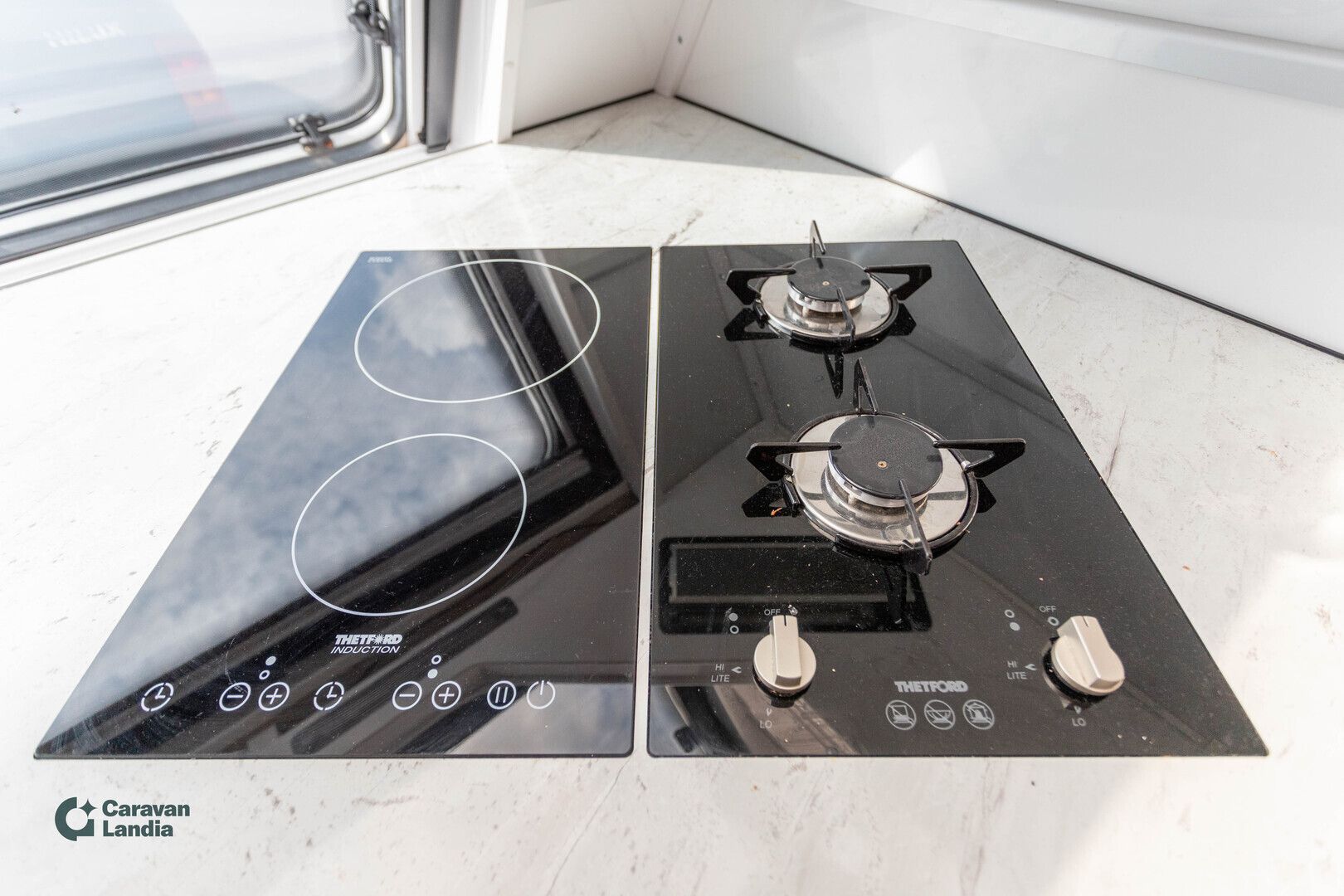 Kabe Imperial 740 TDL FK KS ** ALDE, PARIVUODE, AURINKOPANEELI **, kuva 11