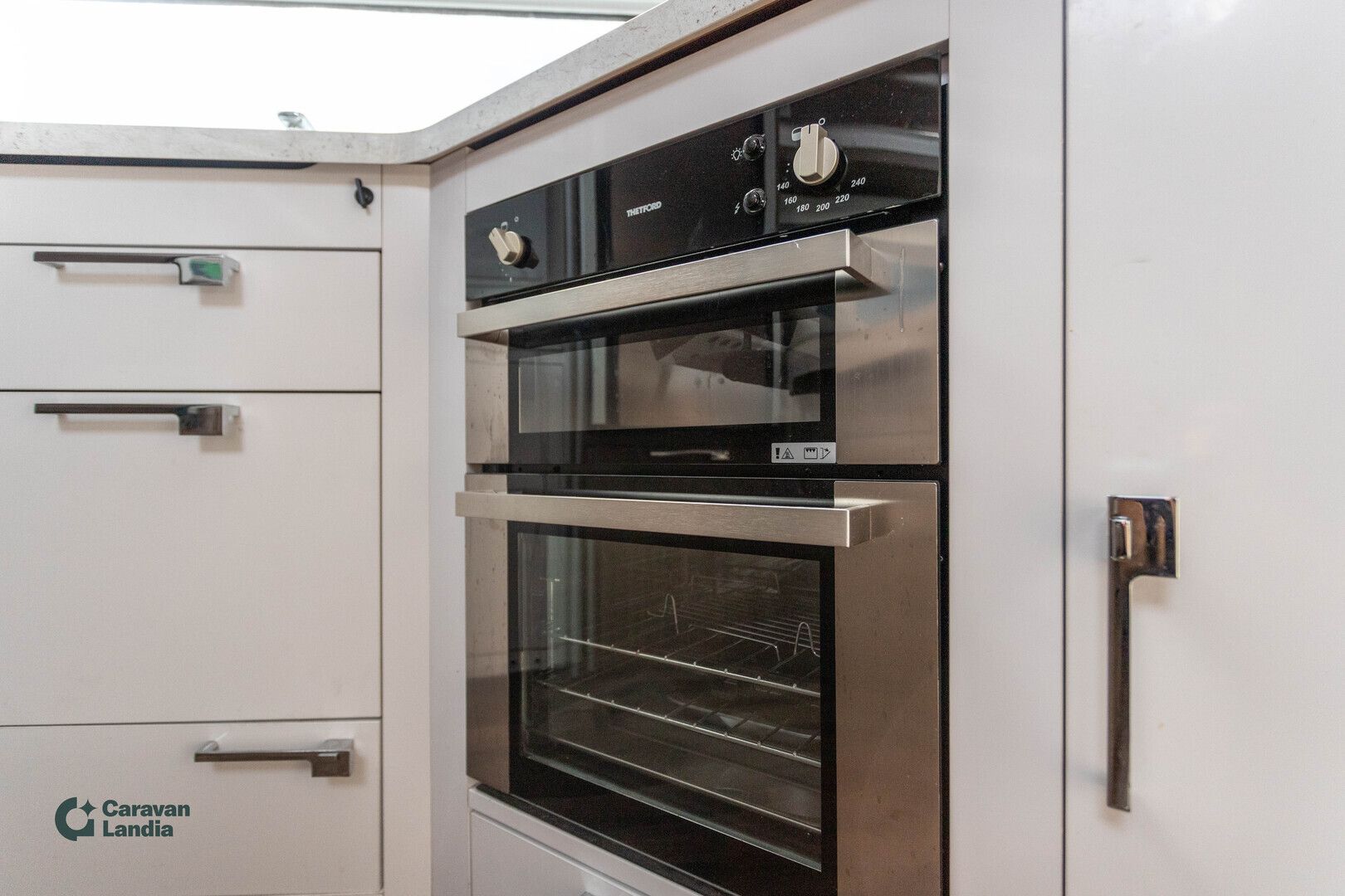 Kabe Imperial 740 TDL FK KS ** ALDE, PARIVUODE, AURINKOPANEELI **, kuva 12