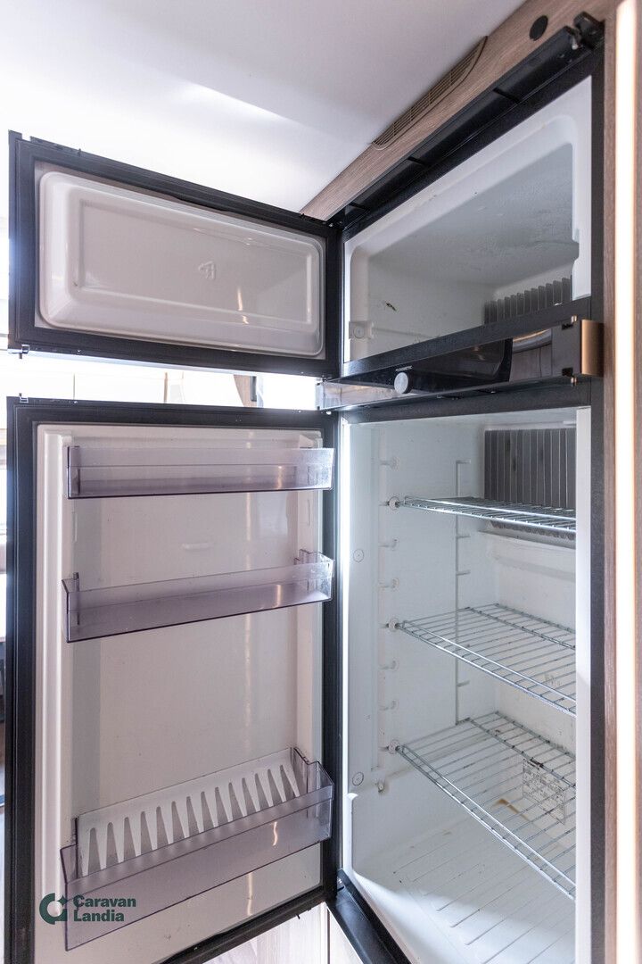 Kabe Royal 630 GLE KS ** ALDE, PITKITTÄINEN-PARIVUODE, ILMASTOINTI **, kuva 14