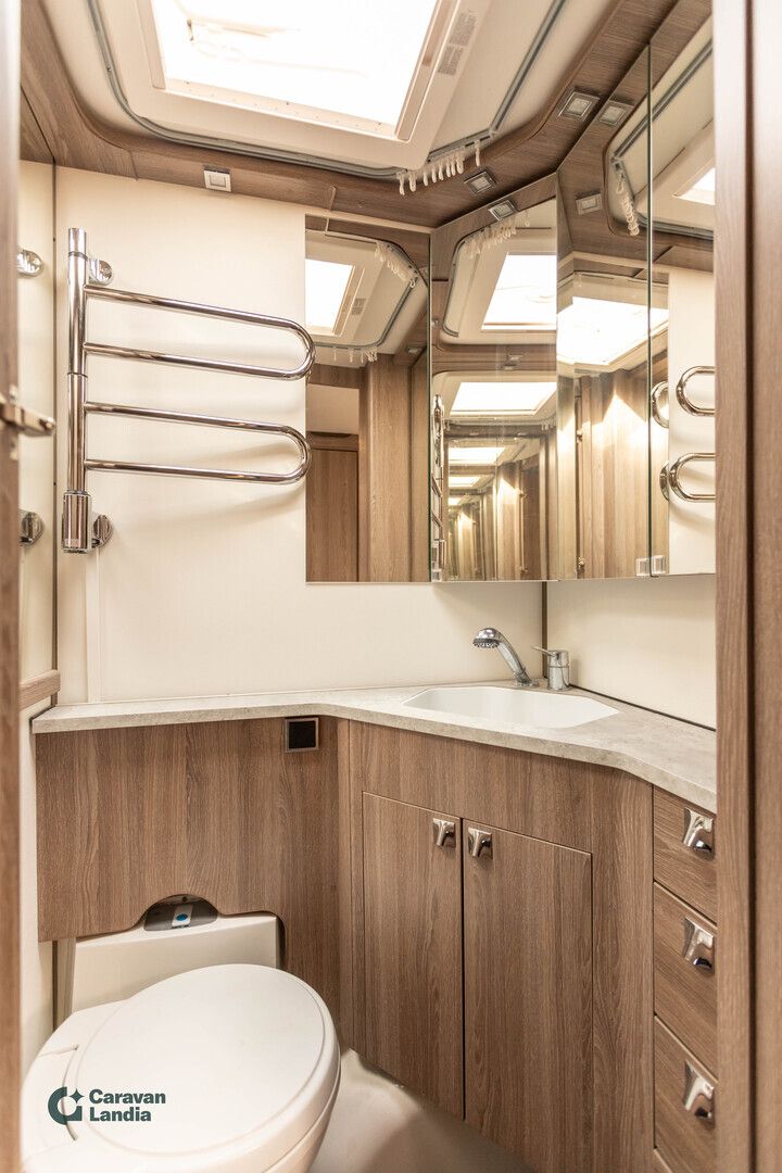 Kabe Royal 630 GLE KS ** ALDE, PITKITTÄINEN-PARIVUODE, ILMASTOINTI **, kuva 15