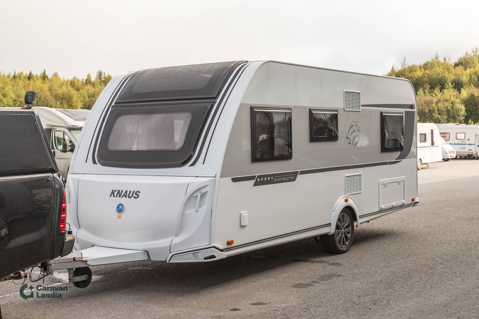 Knaus Sport 500 UF ** TRUMA, PARIVUODE, U-ISTUINRYHMÄ **, kuva 5