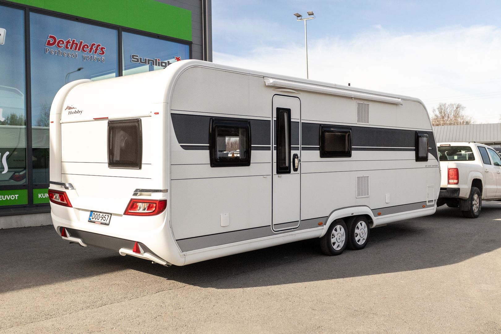 Hobby 650 KMFe De Luxe Edition **ALDE (KAASU/SÄHKÖ), 2-KERROSVUOTEET, 2xISTUINRYHMÄ **, kuva 3