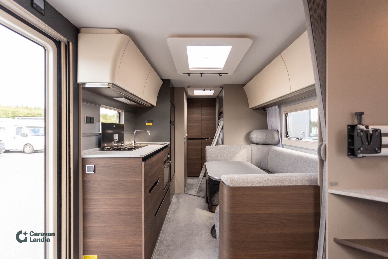 Adria Alpina 663 PT ** ALDE, SAAREKEVUODE, 3-KERROSVUODE, KAASU-UUNI **, kuva 6