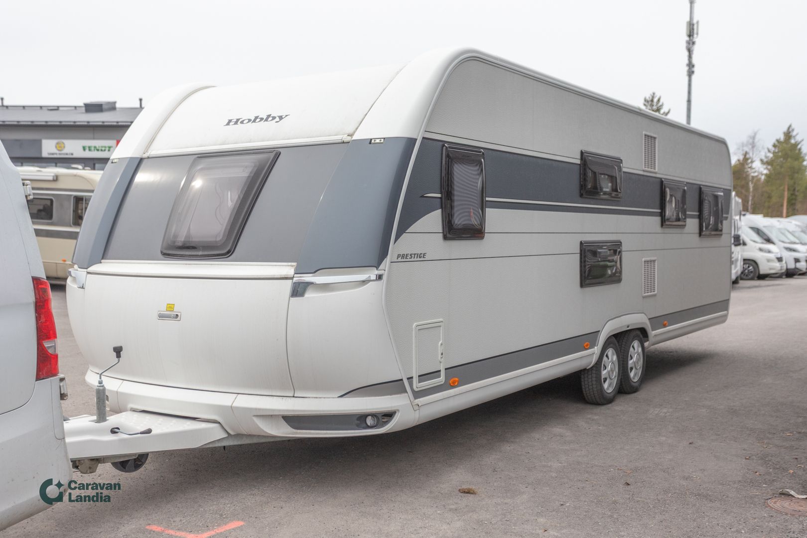 Hobby 720 UKFe Prestige ** ALDE, PITKITTÄINEN PARIVUODE, KERROSSÄNKY **, kuva 5