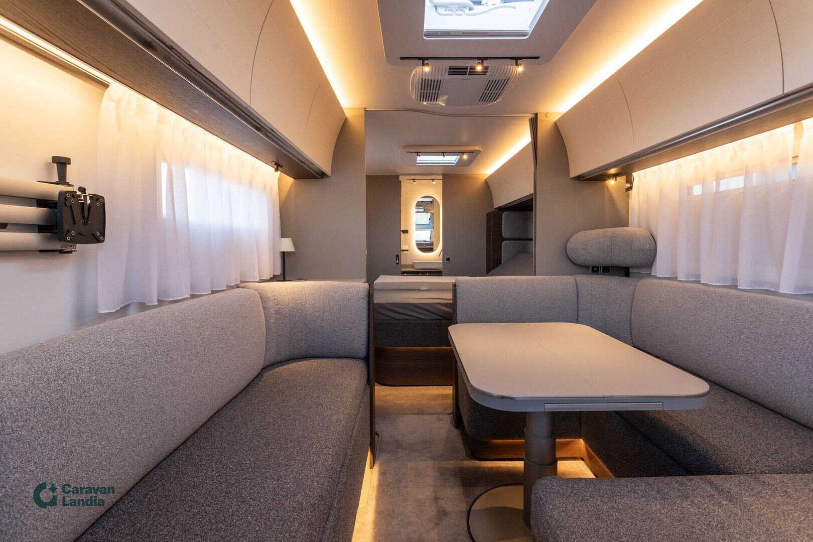 Adria Alpina 663 HT ** ALDE, SAAREKEVUODE, ILMASTOINTI, TAKA-WC **, kuva 6