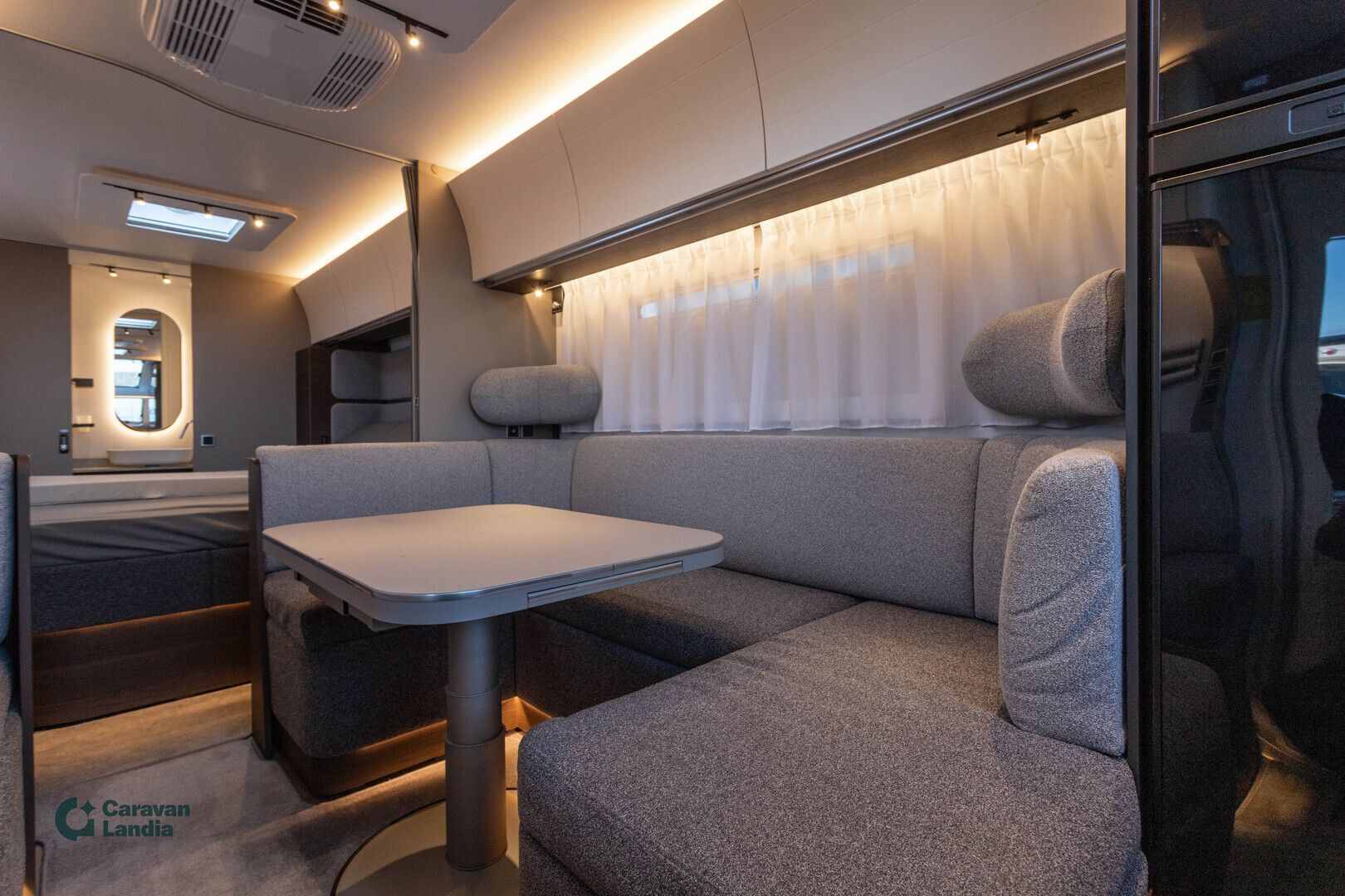 Adria Alpina 663 HT ** ALDE, SAAREKEVUODE, ILMASTOINTI, TAKA-WC **, kuva 7