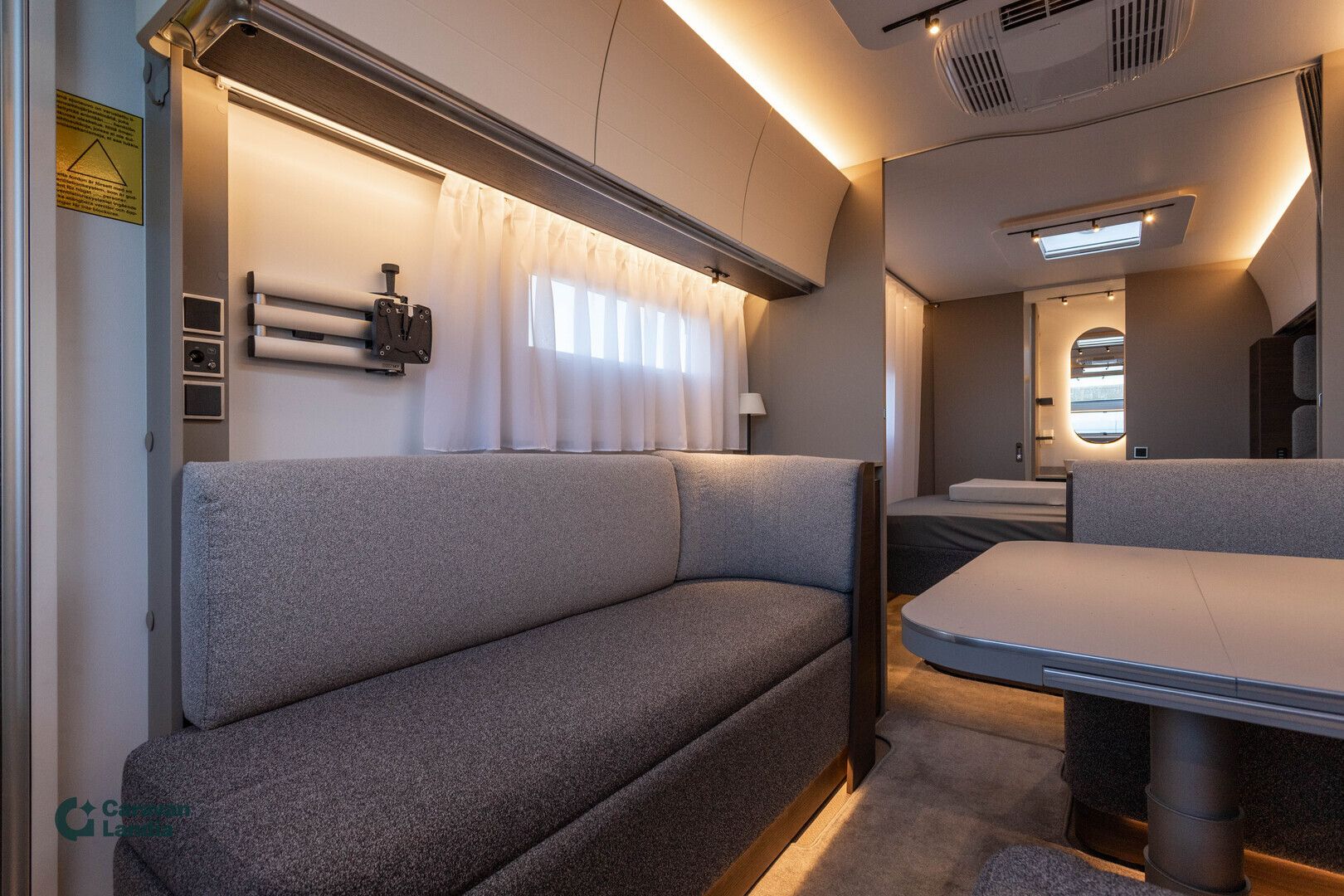 Adria Alpina 663 HT ** ALDE, SAAREKEVUODE, ILMASTOINTI, TAKA-WC **, kuva 8