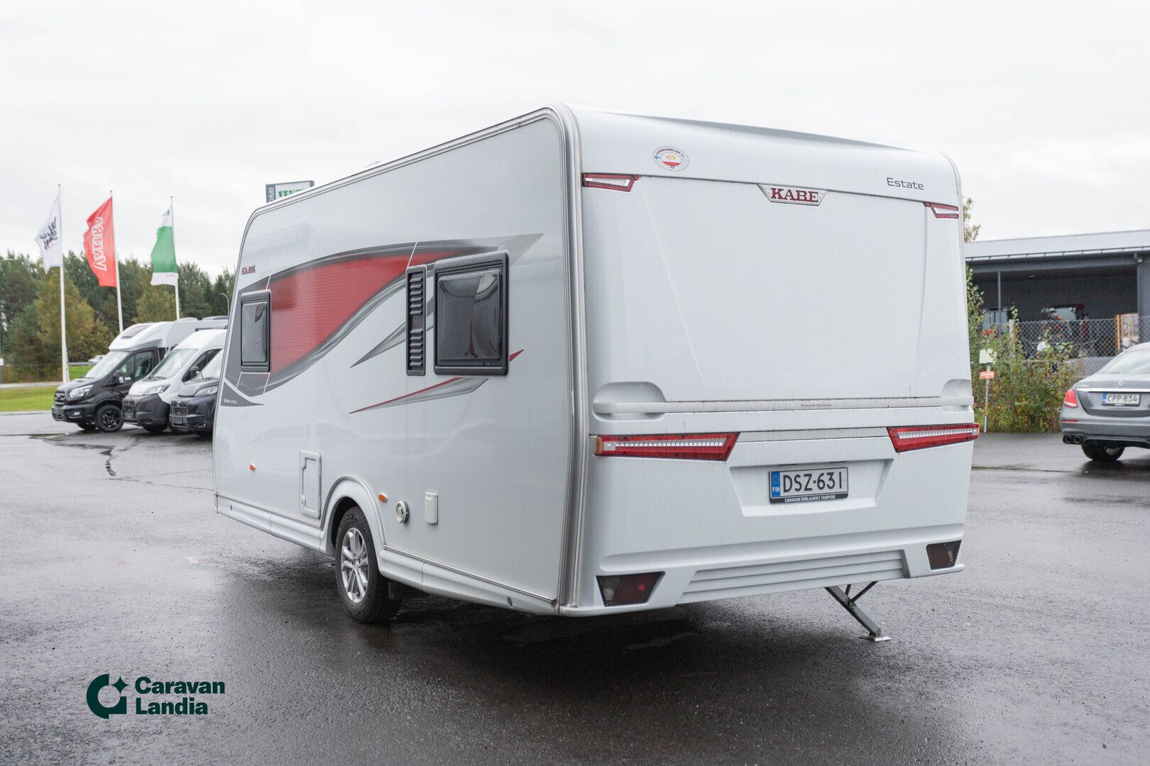 Kabe Estate 470 GLE ** KUIN UUSI, ALDE, NESTEKIERTOINEN LATTIALÄMMITYS **, kuva 4