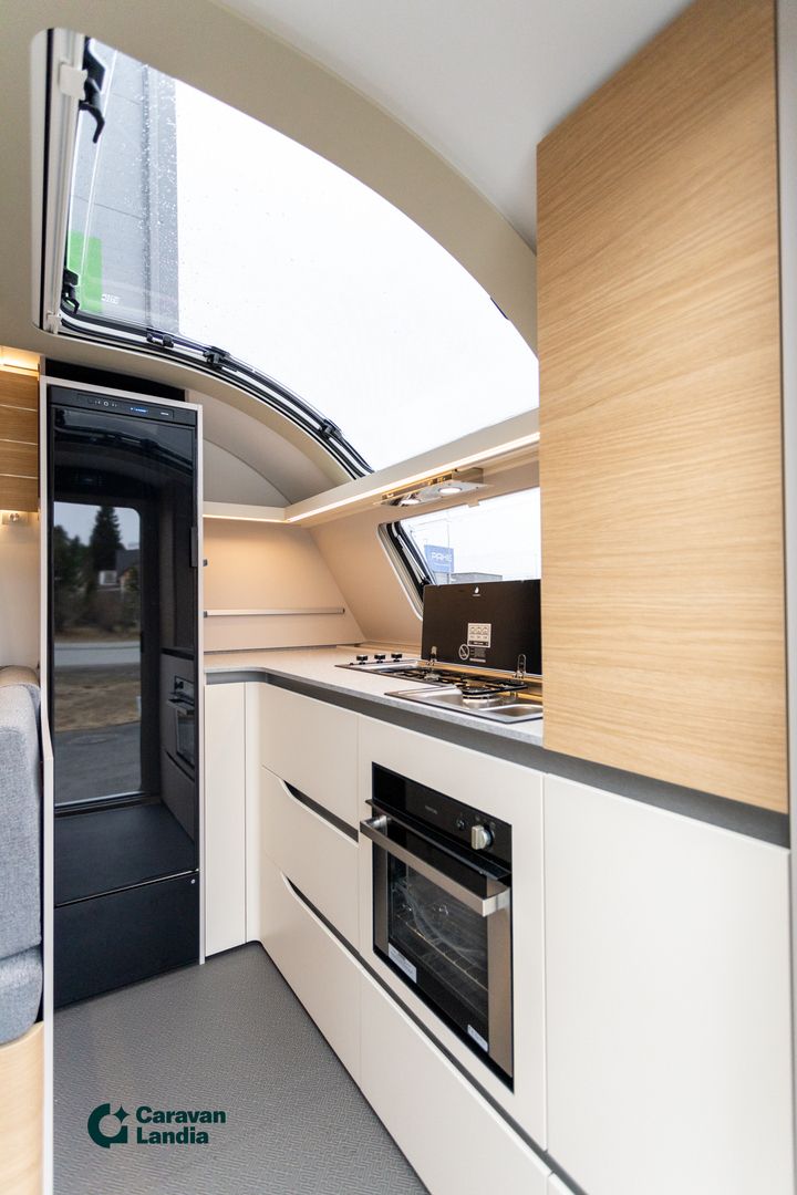 Adria Adora 613 HT ** HETI TOIMITUKSEEN, ALDE, ETUKEITTIÖ, ERILLISVUOTEET **, kuva 8
