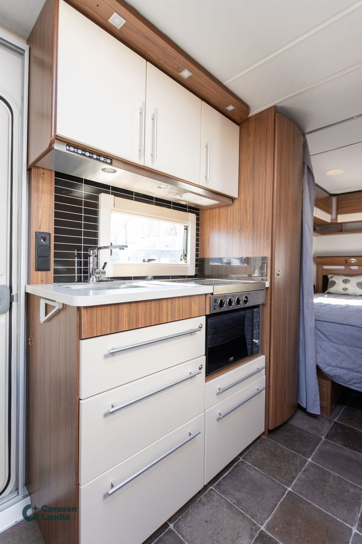 Polar 560 ** ALDE, ERILLISVUOTEET, LATTIALÄMMITYS, MOVER **, kuva 10