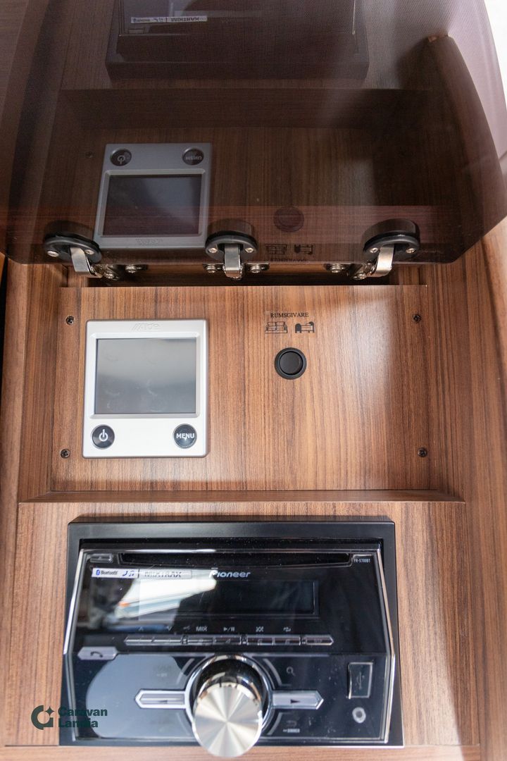 Polar 560 ** ALDE, ERILLISVUOTEET, LATTIALÄMMITYS, MOVER **, kuva 18