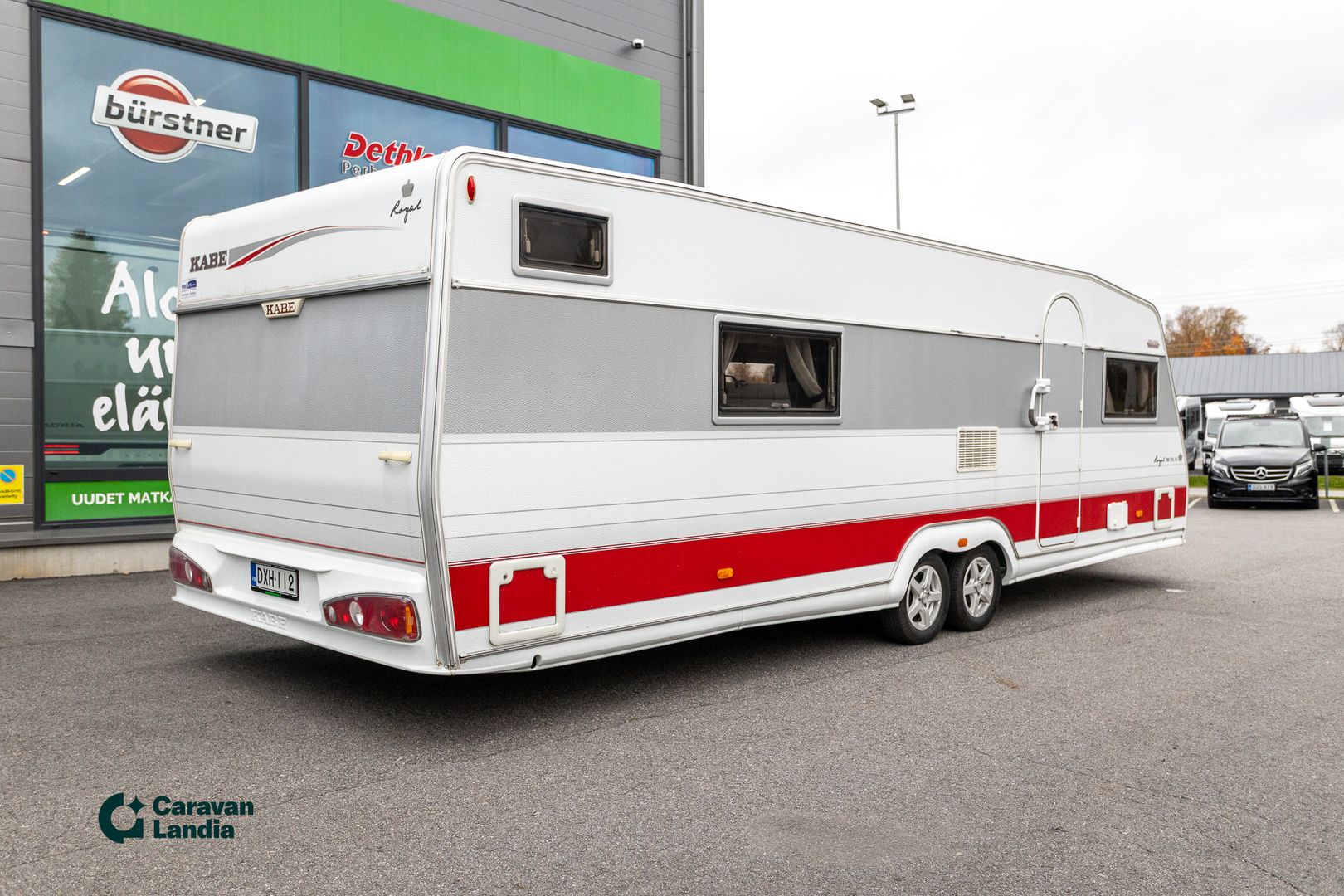 Kabe Royal 780 ETDL KS ** ALDE (KAASU & SÄHKÖ), NESTEKIERTO LATTIALÄMMITYS, ERILLISVUOTEET, TAKAKYLPPÄRI **, kuva 3