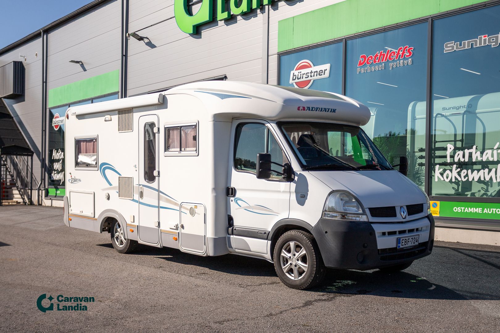 Adria Izola S687 SP 2.5 dCI 115hv ** TRUMA(KAASU/SÄHKÖ), PARIVUODE PITKITTÄIN, MARKIISI **, kuva 1